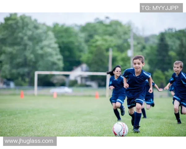踢足球对青少年身高的影响及其科学依据探讨